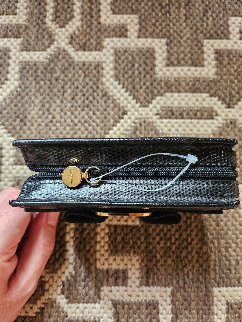 Salvatore Ferragamo Coin Key Case (Category: Luxury Bags & Wallets) located in Mandaluyong City. Submitted by the_luxury_hub (Listing ID 1354606169, Image 2). Description: Salvatore Ferragamo Coin Key Case Calf skin leather excellent condition no inclusion Php 7,500.