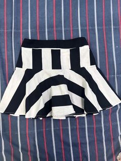 (Category: ) located in . Submitted by minimaline (Listing ID 1354571465, Image 1). Description: .