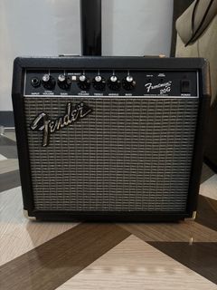 SQUIER STRATOCASTER ELECTRIC GUITAR