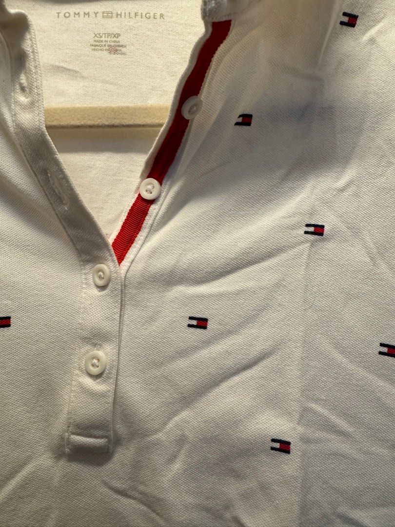 Tommy Hilfiger Polo Shirt (Category: Blouses) located in San Juan City. Submitted by mdy11 (Listing ID 1354587394, Image 2). Description: .