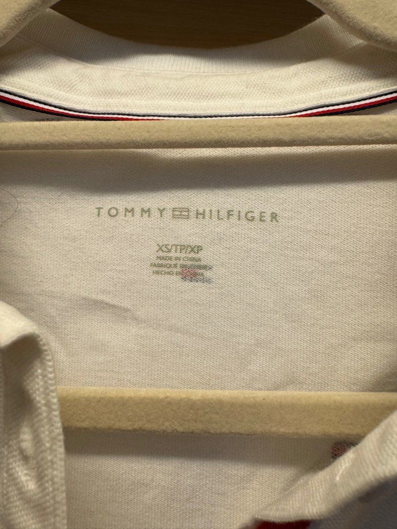 Tommy Hilfiger Polo Shirt (Category: Blouses) located in San Juan City. Submitted by mdy11 (Listing ID 1354587394, Image 3). Description: .