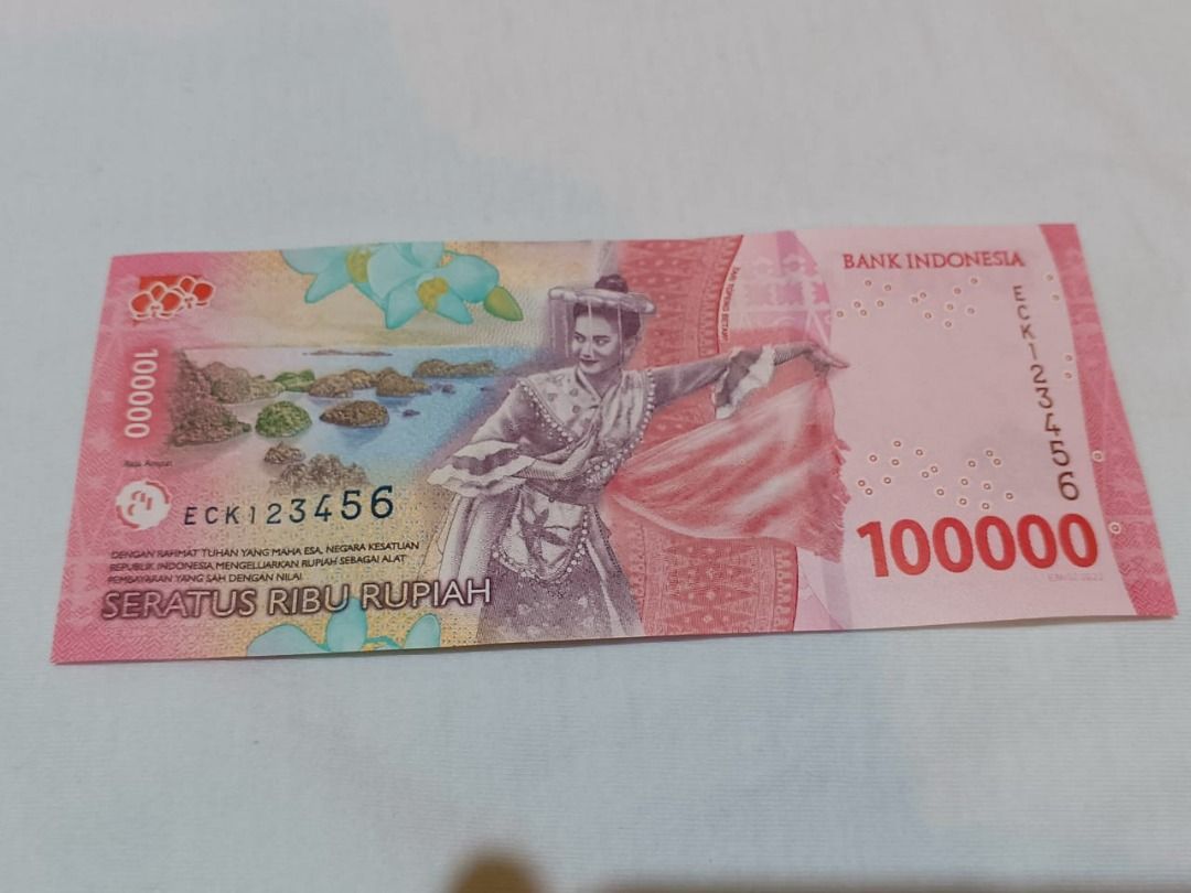 Uang Kuno 100 ribu Rupiah Tahun 2022 Seri Cantik, Antik, Uang Lama di ...