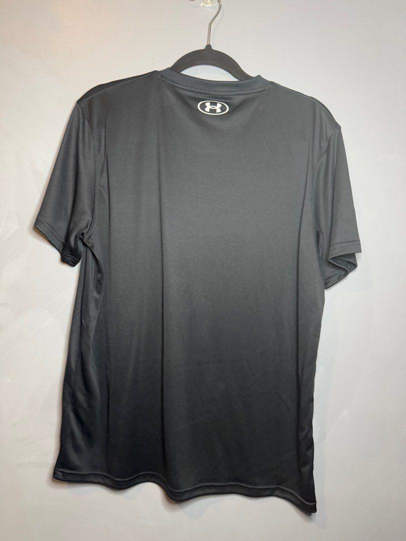 Under Armour Shirt (Brand New) (Category: Tshirts & Polo Shirts ) located in Makati City. Submitted by johnf02 (Listing ID 1354634162, Image 2). Description: Under Armour Shirt • Size: Large • Price: Php 590 • Buy 2 items from my listings, get a discount • Sold on an as is, where is basis • Payment via GCash/Maya/BPI/BDO/Unionbank • Shipping to be shouldered by the buyer .