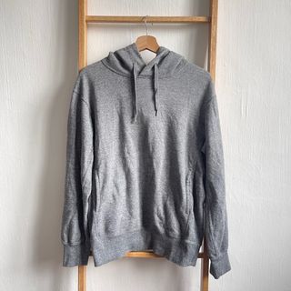 (Category: ) located in . Submitted by Uniqlo_sajer (Listing ID 1354592763, Image 1). Description: .