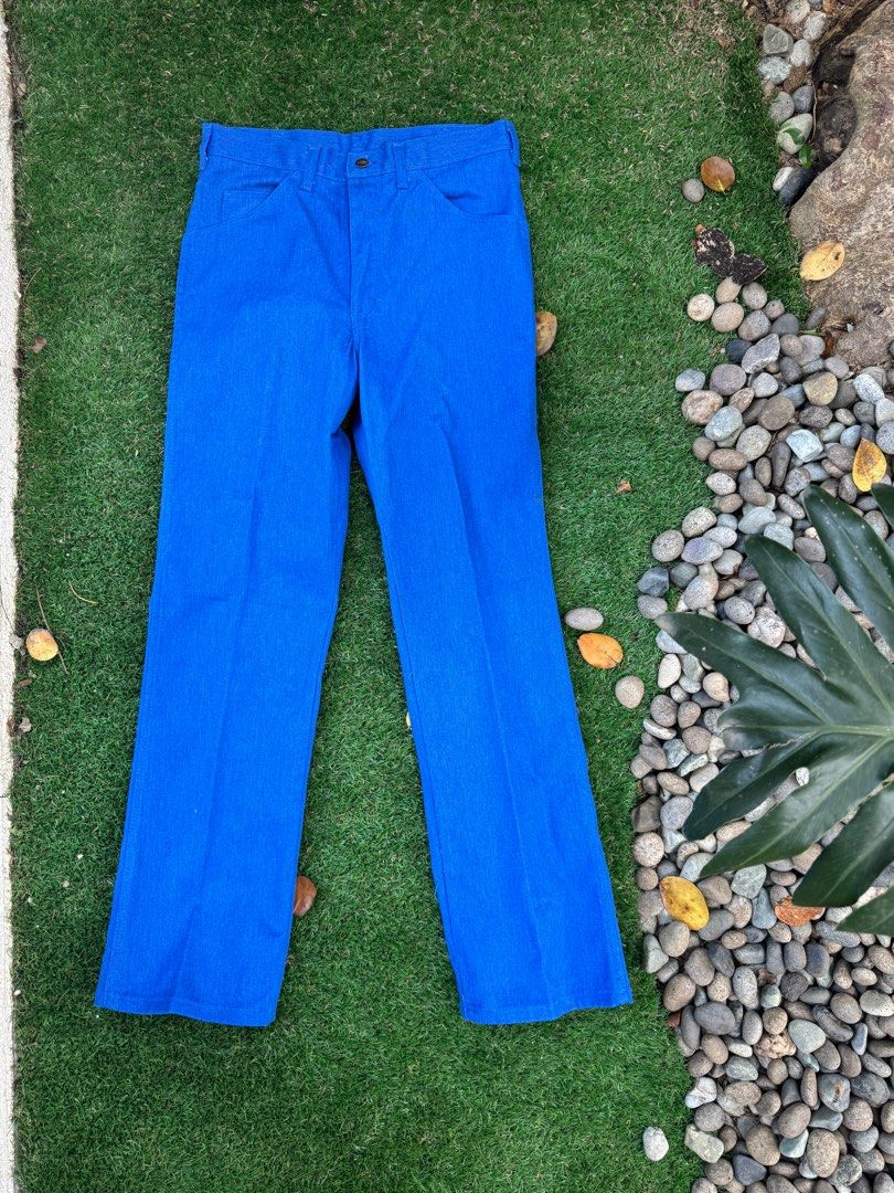 Vintage Dickies Bootcut Trousers (Category: Trousers) located in Quezon City. Submitted by honalo (Listing ID 1354588505, Image 1). Description: Fits 31-32 M Poly cotton blend Vintage bootcut Dickies.