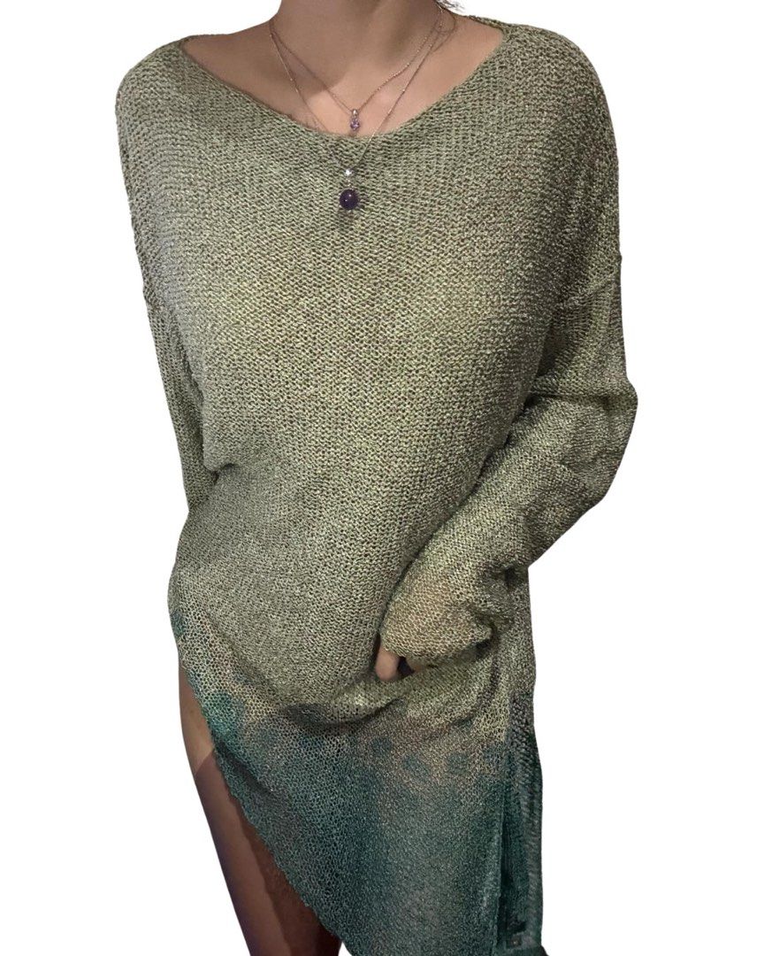YOUNG KNITS green ombre longsleeve (Category: Coats, Jackets and Outerwear) located in Manila. Submitted by violoot (Listing ID 1354714122, Image 1). Description: XS-M best fits S.