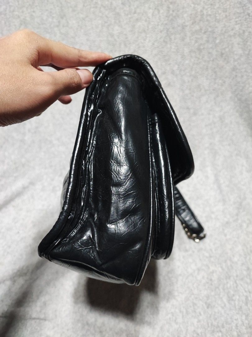 YSL nikki distressed leather (Category: Cross-body Bags) located in Baguio. Submitted by ozara.06 (Listing ID 1354694451, Image 3). Description: YSL nikki distressed leather Medium Rusted hardware 1800.