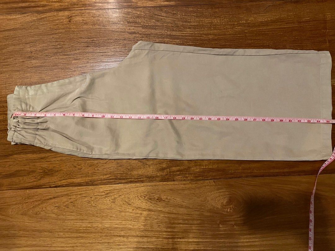 Zara Trousers (Category: Other Bottoms) located in Muntinlupa City. Submitted by funnnsize (Listing ID 1354585843, Image 3). Description: ZARA FLOWY TROUSERS Garter on waist Straight cut Size: S Color: Beige Condition: Worn a few times and in very good condition. RFS: decluttering Location: Alabang / BGC (near Uptown mall) .