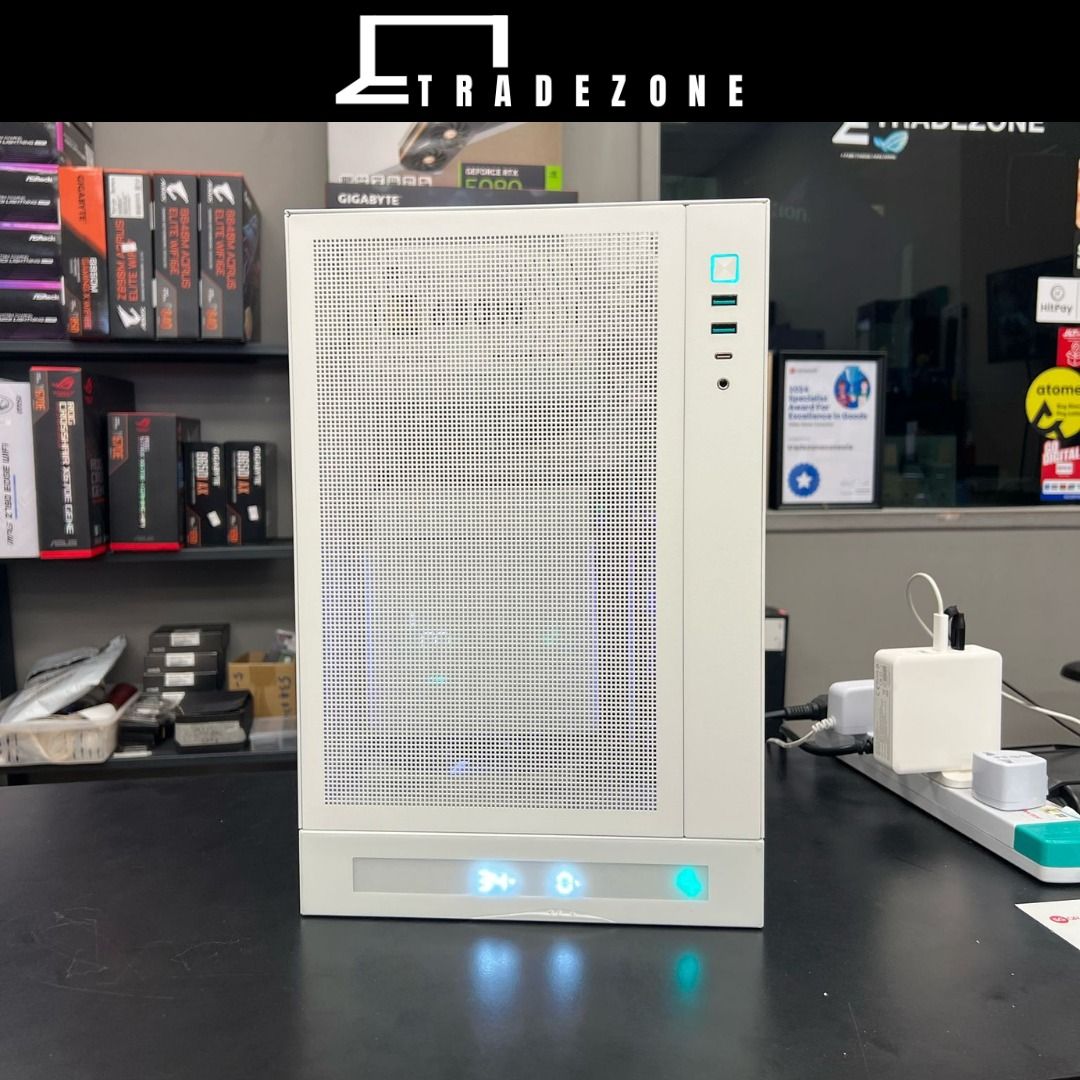 4.4 SALE - RTX 4060 Intel i7-14700KF 32GB 1TB Deepcool Ch170 White ...