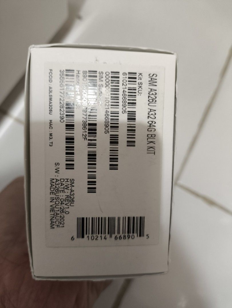 samsung A32 5g (Category: Samsung) located in Marikina City. Submitted by ratbulaga (Listing ID 1354738395, Image 2). Description: for sale brand new P10,000 from US Samsung Galaxy A32 5G specs: 6.5-inch HD+ (1600 x 720) TFT display MediaTek Dimensity 720 5G 2.0GHz octa-core Mali-G57 MC3 GPU 4GB RAM 64GB storage microSD up to 1TB Quad-rear cameras •48MP F1.8 (main) •8MP F2.2 (ultra-wide) •5MP F2.4 (macro) •2MP F2.4 (depth) 13MP front camera 5G, 4