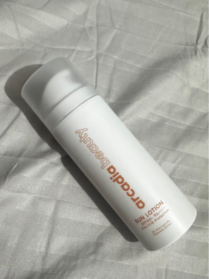 Arcadia Beauty Sun lotion (Category: Face Care) located in Cainta. Submitted by declutterwith.e (Listing ID 1354834729, Image 1). Description: Bought at Spatio, Opus Mall for ₱799 (Feb 17) - used about 2 pumps, but not really suitable for my skin type - this has gel like consistency - no longer has box .