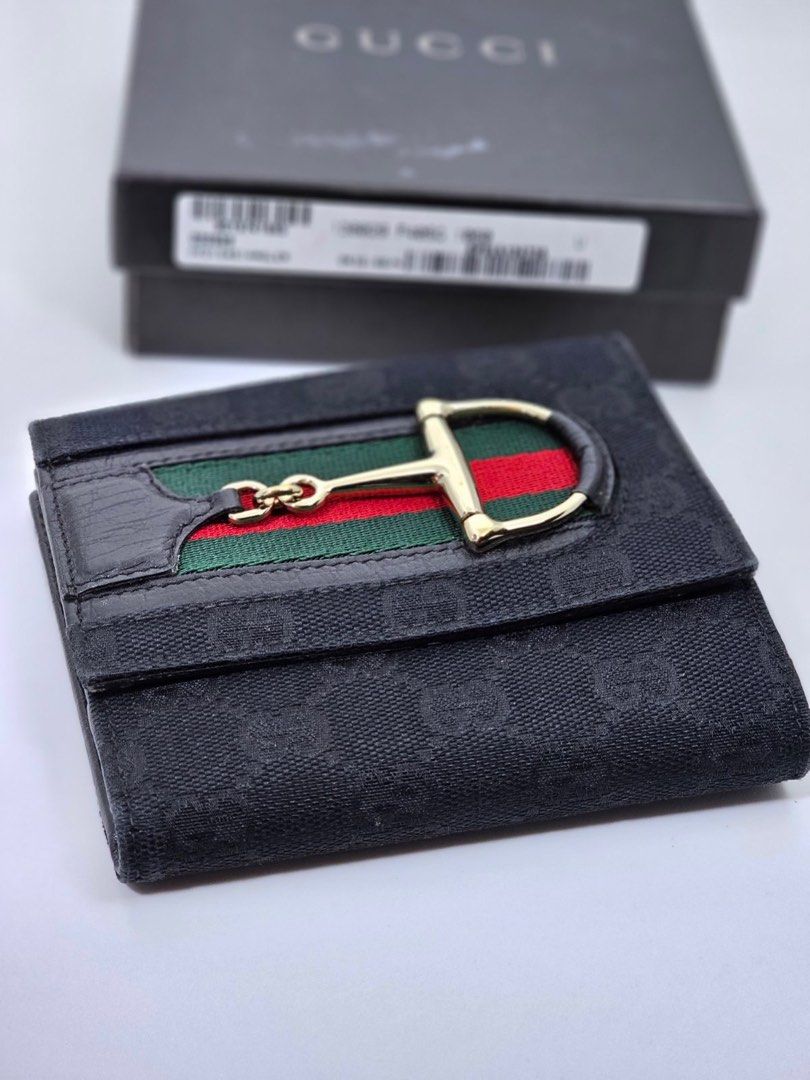 Authentic Lightly Used Gucci Horsebit Wallet (Category: Luxury Bags & Wallets) located in Binan City. Submitted by fashiongossiponlineboutique (Listing ID 1354891794, Image 1). Description: Selling low! Authentic Gucci Horsebit Wallet Used 2x only then kept in storage Selling Price: 10k Layaway is accepted Disclaimer: I am a private seller offering authentic, preloved luxury bags from my personal collection. I am not affiliated with any brands, a