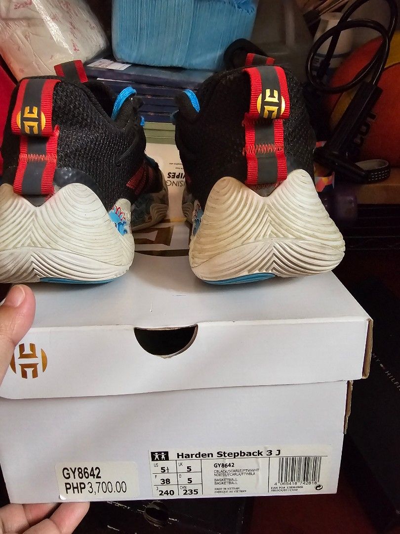 Basket ball shoes Harden stepback 3 (Category: Shoe inserts & accessories) located in Cavite. Submitted by odeth0827 (Listing ID 1354739823, Image 3). Description: basketball shoe used by my son for his PE class only 5.5us still with box needs cleaning but still in good condition orignal price 3,700.