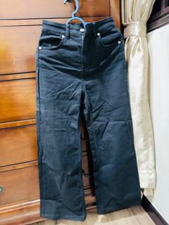 (Category: ) located in . Submitted by syazapreloved (Listing ID 1354838626, Image 1). Description: .