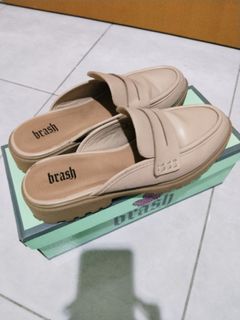 (Kategori: ) berada di . Dikirim oleh ownstuffff (ID iklan 1354862888, Gambar 1). Deskripsi: .