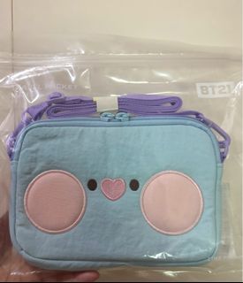 BT21 Travel Pocket Mang crossbody bag
