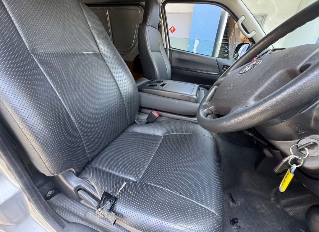 Cheap Auto Van for lease. Hiace Auto Diesel62872685527299113