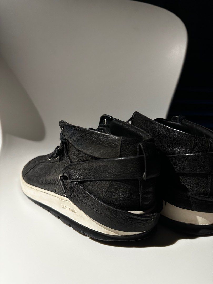 Dior High-Cut Boots Leather Sneakers Men (Category: Boots) located in Makati City. Submitted by yer_noiscat (Listing ID 1354767478, Image 2). Description: Dior Leather Shoes RFS: Decluttering.