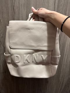 （分類：）位於 。 由 kkkhloe 提交（商品編號 1354902637，圖片 1）。簡介： 。