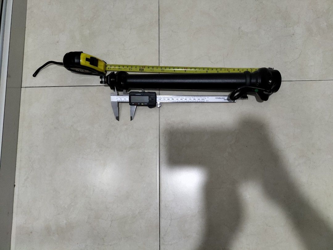 Foldable stem (Category: Parts & Accessories) located in Singapore. Submitted by BBrian (Listing ID 1354833313, Image 1). Description: Hi selling my abandoned project new foldable stem..