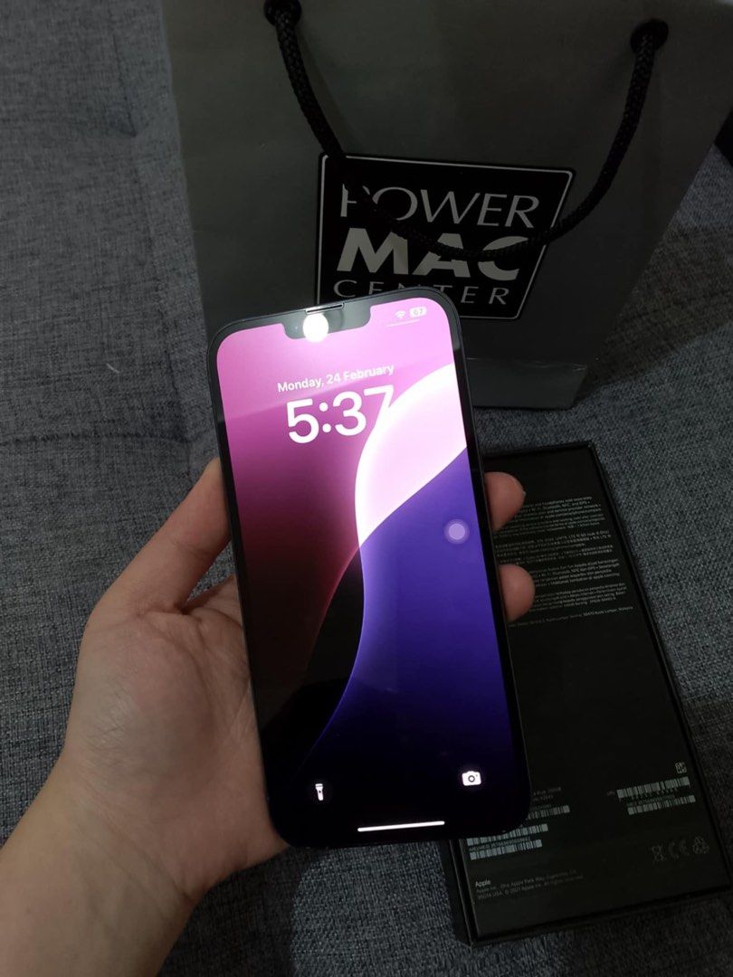 FOR SALE IPHONE 13 PRO MAX 256 ANYSIM (Category: iPhone 13 Series) located in Pasig City. Submitted by arylramos90408 (Listing ID 1354818042, Image 2). Description: Iphone 13 Pro Max 256 Anysim Sierra Blue 84% Battery Health (Original Battery) No scratches no Dents Unit, Case, Box and Paper Bag (Power Mac) .