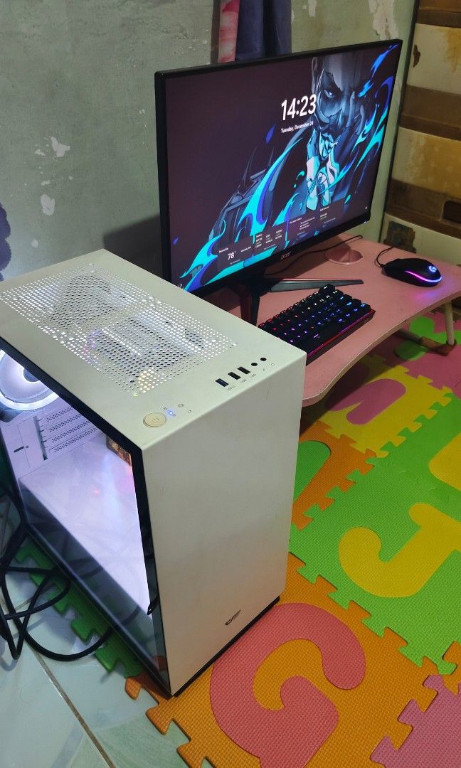 Gaming Desktop (Category: Desktops) located in Taguig. Submitted by Jay___R (Listing ID 1354779842, Image 2). Description: Ryzen 5 5600g 16gb Ram 3200mhz asrock b450m mother board 500gb nv4 nvme m.2 ssd acer 180hz monitor redragon keyboard and mouse pm lang sa price.