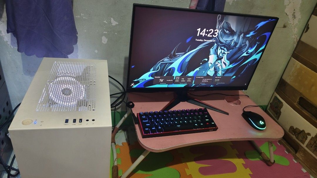 Gaming Desktop (Category: Desktops) located in Taguig. Submitted by Jay___R (Listing ID 1354779842, Image 1). Description: Ryzen 5 5600g 16gb Ram 3200mhz asrock b450m mother board 500gb nv4 nvme m.2 ssd acer 180hz monitor redragon keyboard and mouse pm lang sa price.