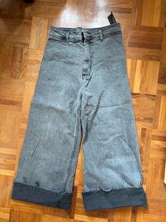 (Category: ) located in . Submitted by waowz (Listing ID 1354771412, Image 1). Description: .