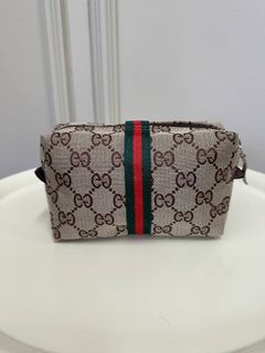 (Category: ) located in . Submitted by Luxurious_Preloved (Listing ID 1354886442, Image 1). Description: .