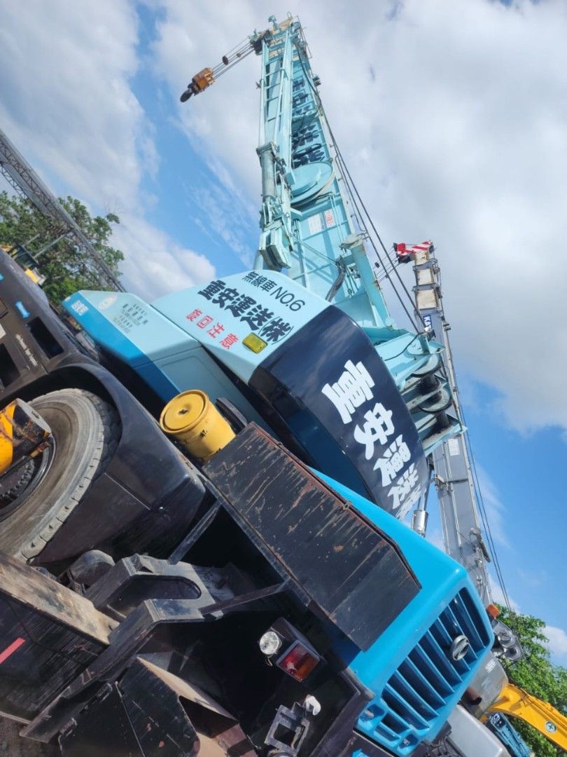 Kato 50tons rough terrain crane (Category: Construction & Building Materials) located in Makati City. Submitted by ztak13 (Listing ID 1354821130, Image 1). Description: kato 50tons rough terrain crane Japan Surplus Contact no. 09175699818.
