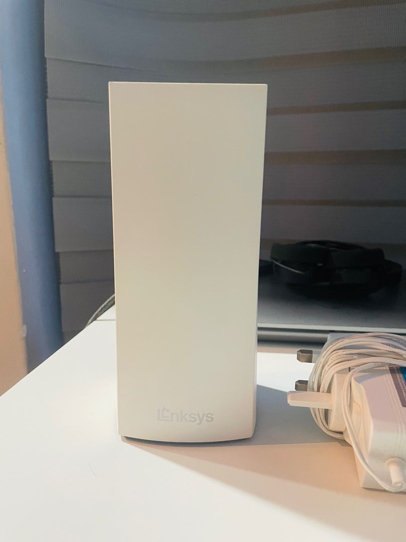 Linksys MX2000 router/wifi range extender, Computers & Tech, Parts ...