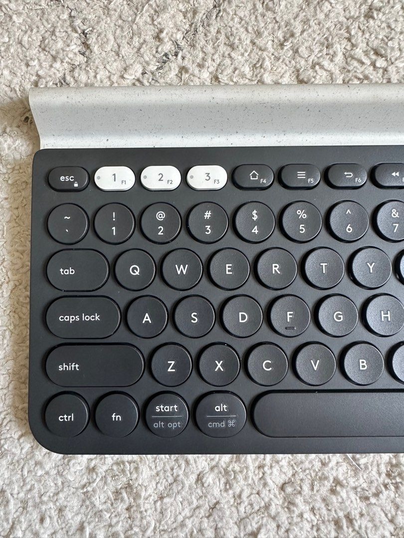 Logitech K780 multi-device keyboard, Computers & Tech, Parts ...