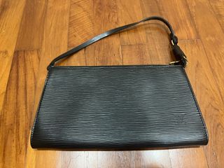 (Category: ) located in . Submitted by nolim (Listing ID 1354843935, Image 1). Description: .
