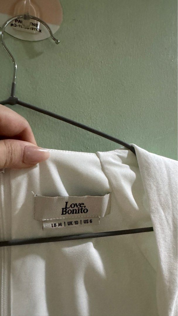 Love Bonito White Dress (Category: Dresses) located in Quezon City. Submitted by jooys (Listing ID 1354858104, Image 3). Description: .