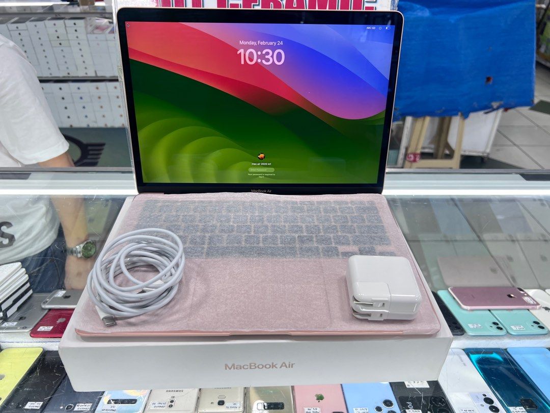 MACBOOK AIR M1 2020 (Category: Laptops & Notebooks) located in Manila. Submitted by farhanadau39938 (Listing ID 1354752913, Image 3). Description: MACBOOK AIR M1 2020 {STORAGE:256GB} {STORAGE: 8RAM} {NO REPAIR HISTORY} {GOOD AS NEW} {NO ISSUE} {LEGIT/ ORIGINAL} {NOT REFURBISHED} {UNLI RESET} {99SMOOTH} INCLUSION {CASE/ORIGINAL CHARGER/ORIGINAL BOX} *OPEN FOR COD/COP* {COD cash on delivery{personal rider} {COP cash on pick up} {COP via LBC} *PHYSI
