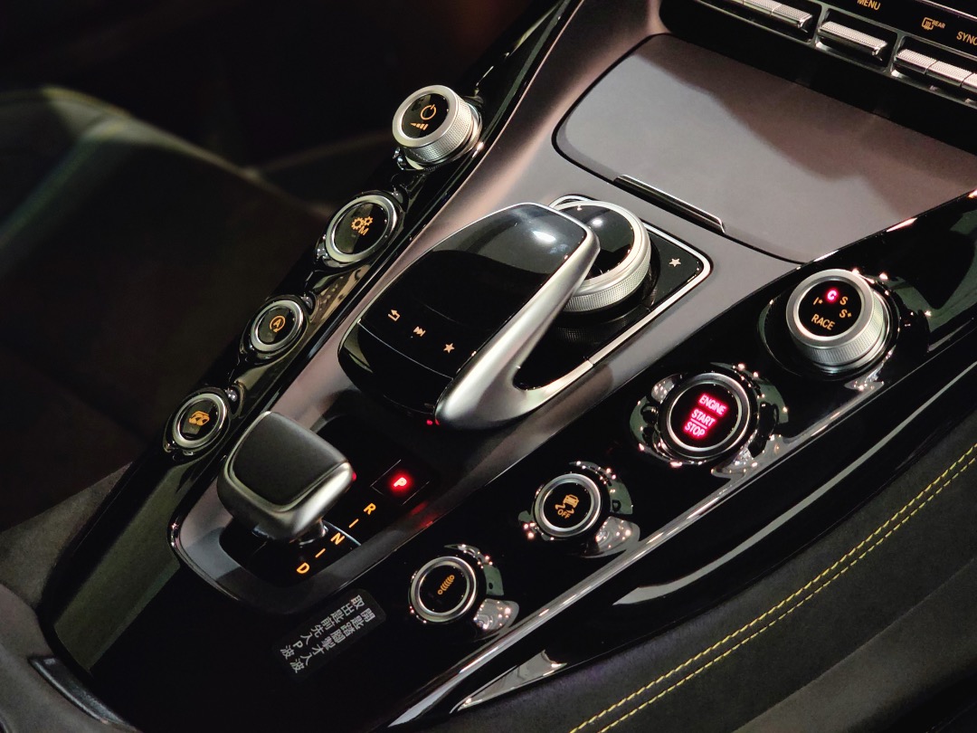 Mercedes-Benz AMG GTR Auto62863131078274114