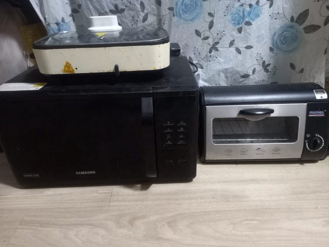 Miscellaneous items (Category: Hand & Stand Mixers) located in Singapore. Submitted by geminidr (Listing ID 1354865739, Image 3). Description: Kenwood hand mixer one Sona hand mixer one Griller working condition seldom use microwave needs minor repairs Got power needs to repair turning. All for $150.