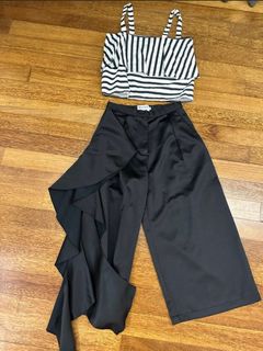 (Category: ) located in . Submitted by lifeforclothes (Listing ID 1354738728, Image 1). Description: .