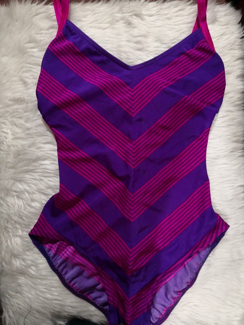 open back swimsuit (Category: Bikinis & Swimsuits) located in Cavite. Submitted by fashionality (Listing ID 1354829038, Image 1). Description: nice color, not padded, pwede tahian ng pads if meron kayo...
