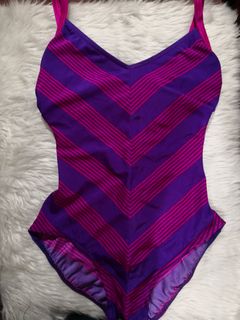 (Category: ) located in . Submitted by fashionality (Listing ID 1354829038, Image 1). Description: .