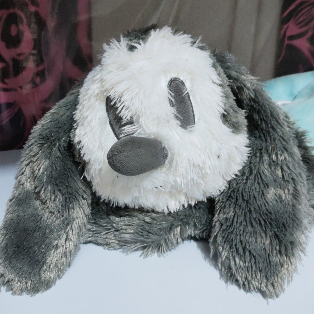 Oswald Tissue Holder/Cover Plushie (Gray) (Category: Plushies & Soft Toys) located in Antipolo. Submitted by bhabiegraciefashionlab (Listing ID 1354750290, Image 2). Description: 🎀✨Oswald Tissue Holder/Cover Plushie (Gray)✨🎀 ✅💯 Authentic from Japan 🇯🇵 ✅On Hand and Ready to ship anytime ✅Guaranteed High Quality Plushie ✅Payments via Gcash /BDO (Payment First/Pay as you Order) ✅COD via Lalamove Available ✅Shipping via J&T /Lalamove/Grab ✅All p
