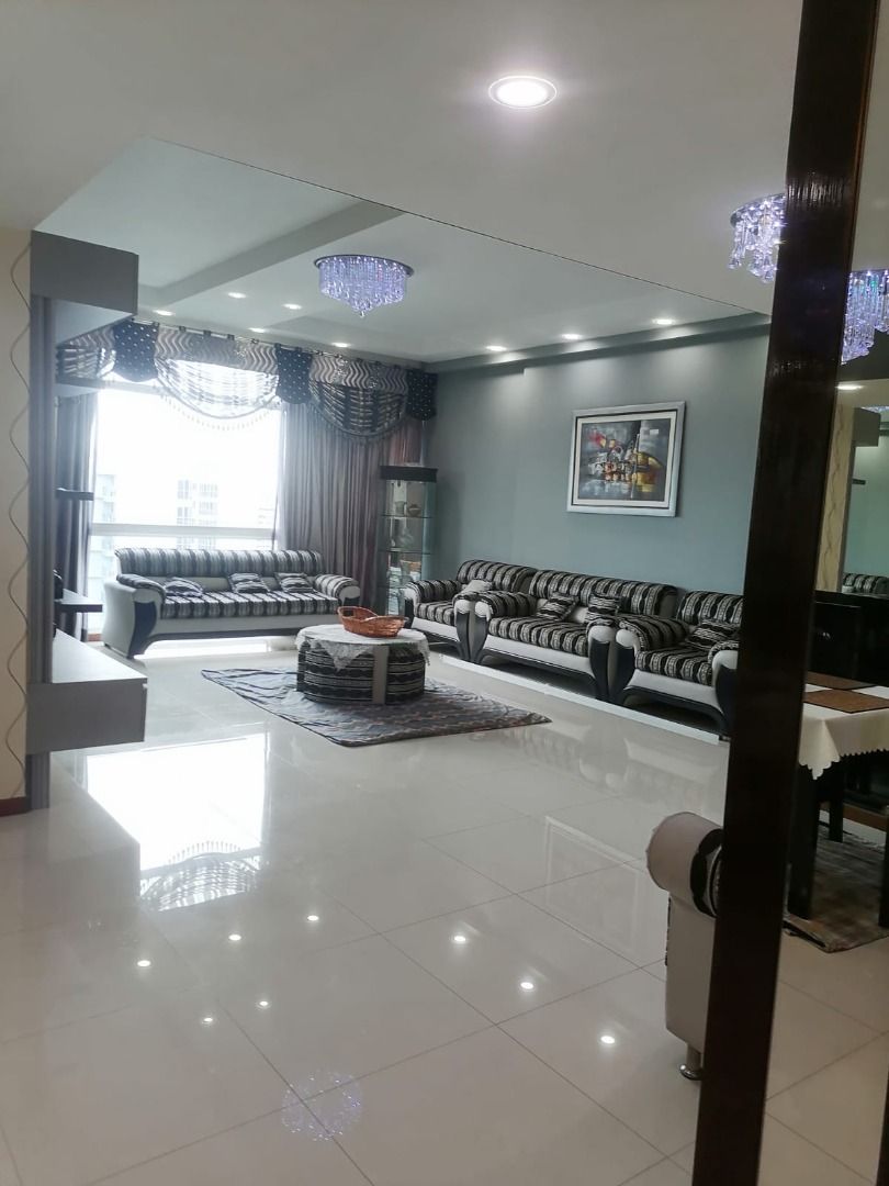 Penthouse for Sale @ Waterview @ $ 1203 PSF (Bank Valued) Duplex and Dual Key, 4155 sqft 5 bedroom with 5 toilets. (Category: Condos & ECs) located in Singapore. Submitted by asghar.khurshid (Listing ID 1354813685, Image 1). Description: 4155 sq.ft Penthouse for Sale @ S$ 1203/= psf only. (No Agent Fees/Comm is Payable) Waterview Located at District 18. Next to Bedok Reservoir & Tampines water Quarry Park. United World College and Temasek Polytec