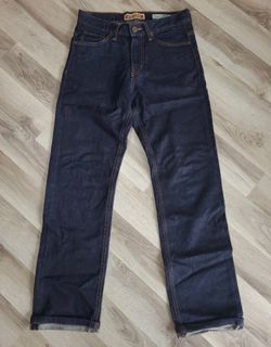 (Category: ) located in . Submitted by azt.preloved (Listing ID 1354839316, Image 1). Description: .