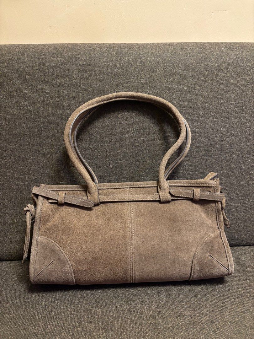 PRADA SOFT LUX SUEDE (Category: Luxury Bags & Wallets) located in San Fernando. Submitted by Bagstatic_luxuries (Listing ID 1354830787, Image 3). Description: Wow! Hard to find indemand bag!!! 🤩🤩🤩 With original dustbag and strap Japan sourced 🇯🇵.