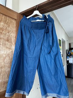 (Category: ) located in . Submitted by tin.a.a (Listing ID 1354785071, Image 1). Description: .