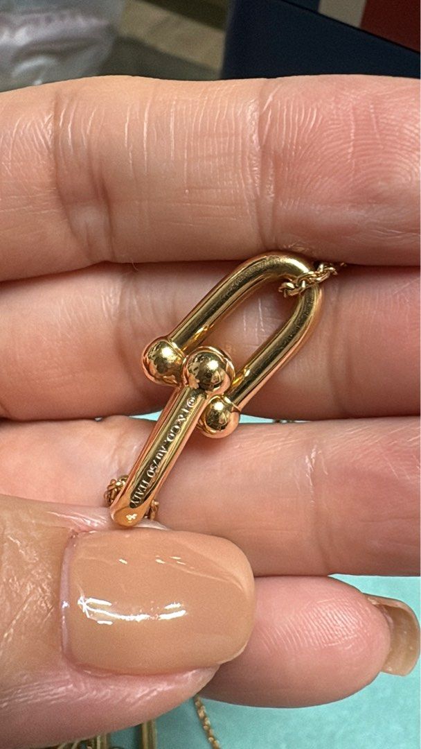 Tiffany Hardwear Necklace (Category: Luxury Accessories) located in Bulacan. Submitted by vanitrix (Listing ID 1354891433, Image 2). Description: Authentic Tiffany & Co, Hardwear Necklace in 18 carat real rosegold. purchased in Greenbelt Store. complete.