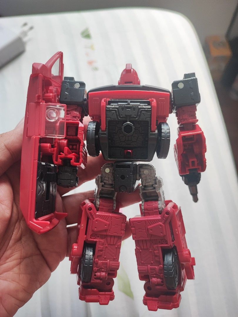 Transformers Hasbro Takara Earthrise Ironhide (Category: Action & Battle Toys) located in Lipa City. Submitted by siomai0512 (Listing ID 1354757502, Image 2). Description: Earthrise Ironhide from Transformers Legacy 2-pack Item is in mint condition. No damage or loose parts. Complete Accessories. Previous owner sold it along with Earthrise Prowl. Item will be coming from Lipa Batangas so shipping is involved. Payment thru Gcash or Bank transfer..
