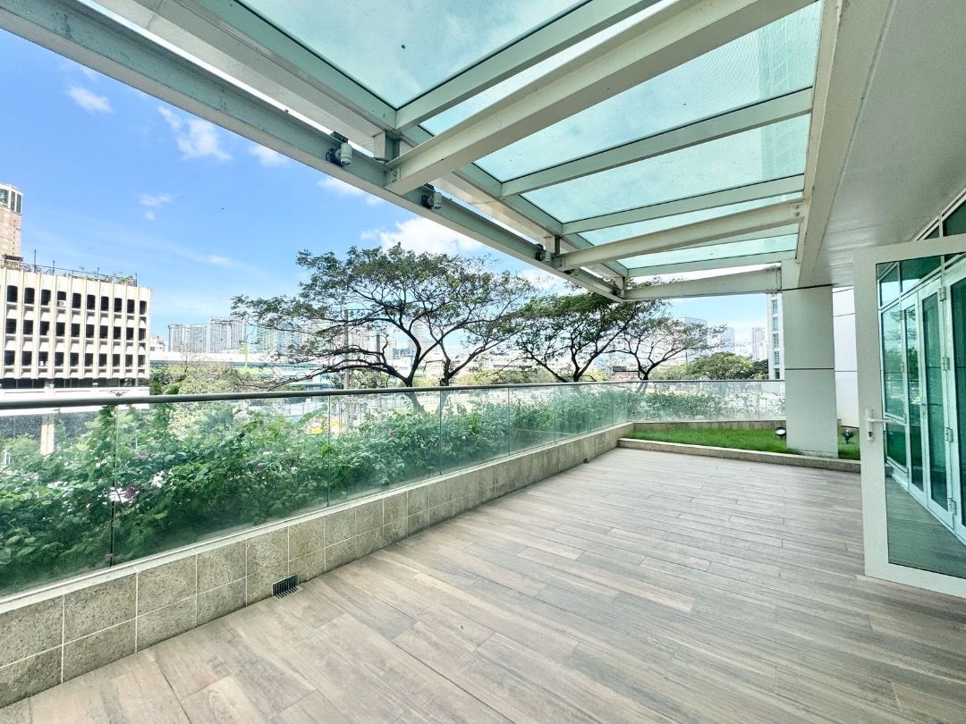 Two Roxas Triangle | Three Bedroom 3BR Garden Unit For Sale, Property ...