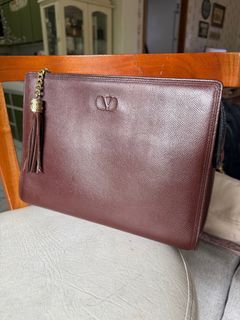 (Category: ) located in . Submitted by vintage_vogue6100 (Listing ID 1354790067, Image 1). Description: .