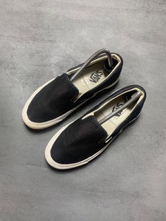 (Kategori: ) berada di . Dikirim oleh dusty2nd.shoes (ID iklan 1354777834, Gambar 1). Deskripsi: .